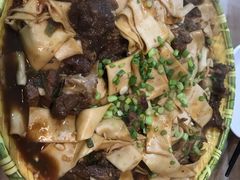 -壹阁胡羊焖饼(特色小吃街店)