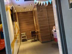 -麦当劳(得来速店)