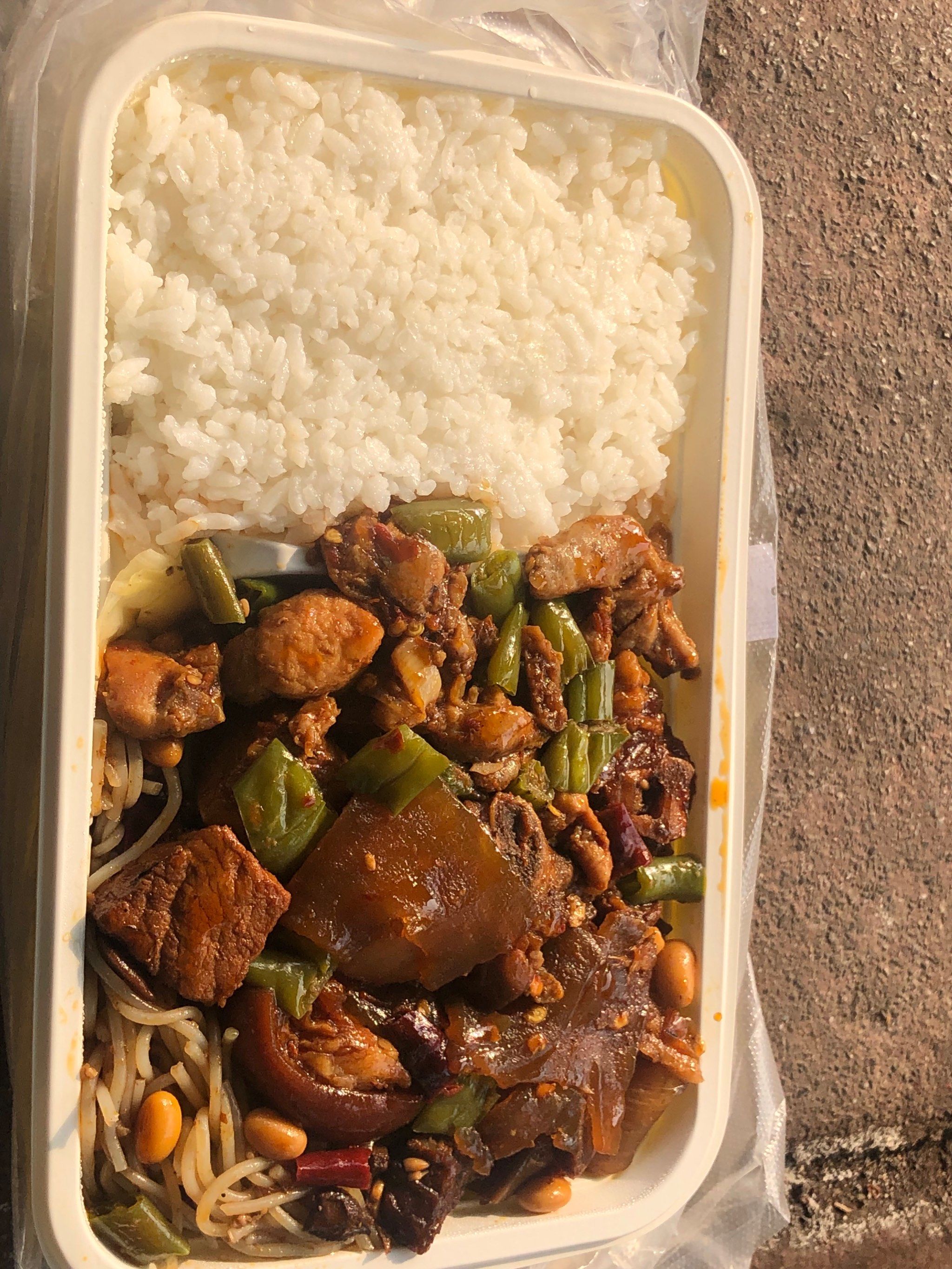 午餐新招～简易盒饭