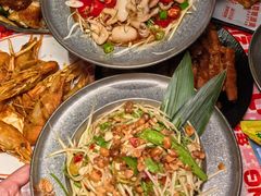 -威记烧嘢·南宁烧烤·超级生牛(绿地店)