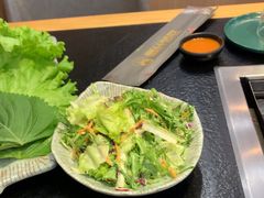 -臻牛烤肉