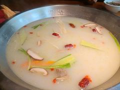 -佬土鹅肠火锅(解放路店)