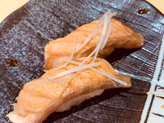 轻烧三文鱼腩寿司-赤稻·日式料理(禅城店)