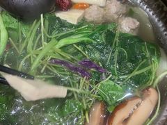 -吃饭皇帝大(长宁龙之梦店)