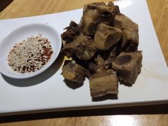 -兔行天下-鸿鹤鲜锅兔(中海国际店)