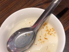 自制杏仁豆腐-姚记炒肝店(簋街店)