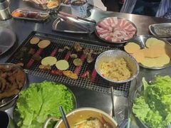 -马路牙子地桌烤肉(工体店)