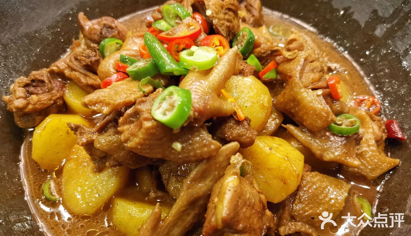老妈烧菜馆给力，吃到了小时候的味道