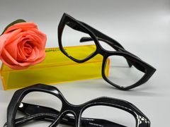 -爱视眸Eyeblling眼镜·依视路·蔡司镜片折扣店(百联南方商城购物中心)