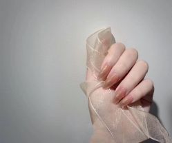 -七彩虹美甲美睫 半永久