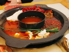 -黄潇洒老火锅(九眼桥宏济巷店)