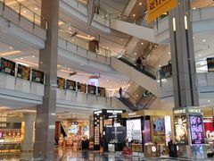 -上海来福士广场