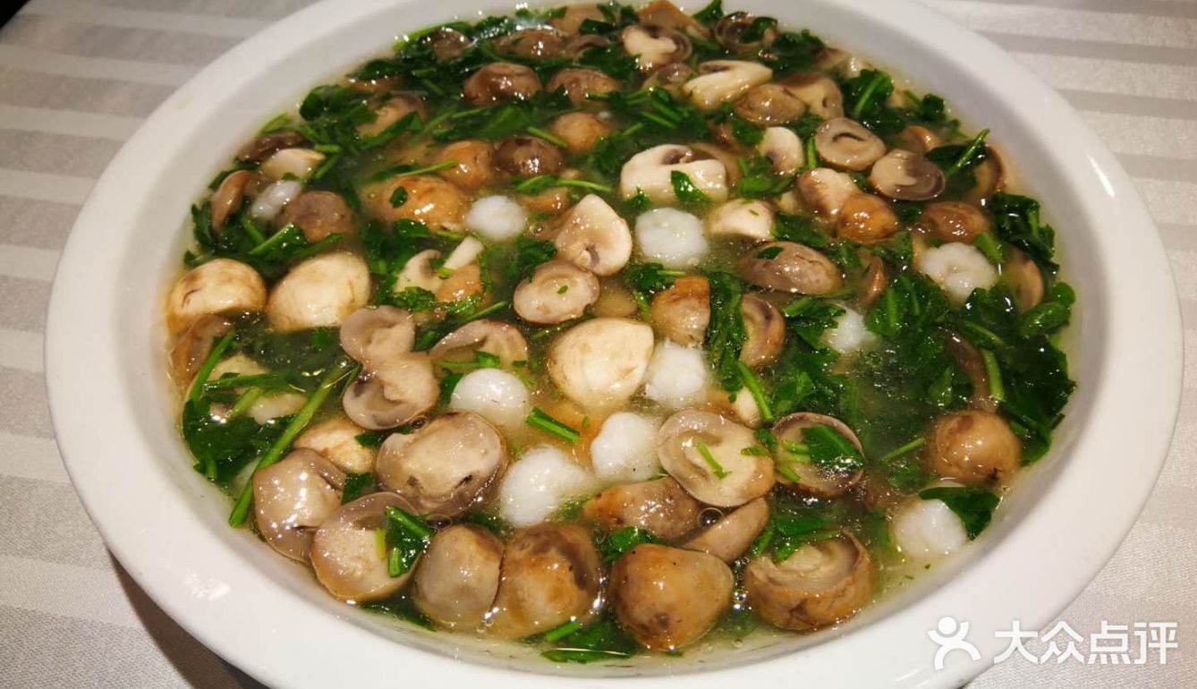 鸭皮烤得很脆，不觉得油腻