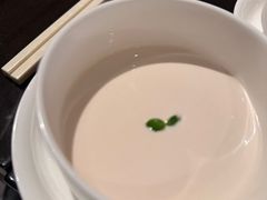 -玥轩YUE HIN(IFS国际金融中心店)