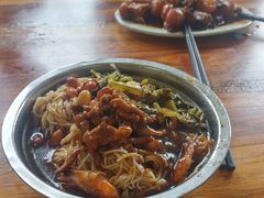 -灵山卢梅燕粉店