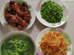-红蕾家政·保姆·育儿嫂·钟点工