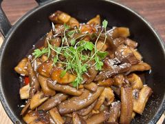 意大利黑醋汁炒虾仁鹿茸菇-港丽餐厅(杭大店)
