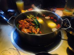 牛腩鸳鸯锅-手选潮汕鲜活牛肉火锅(二七广场店)