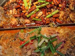 -鸣记脆皮烤鱼·海鲜烤鱼(三八广场店)