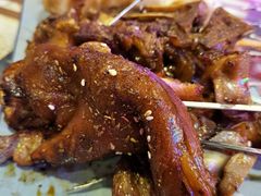 -沪上名羊天下碳烤羊腿•东北烧烤•小龙虾(浦东直营总店)