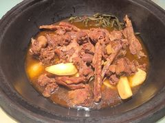 -鱼窝棚柴火铁锅炖(富山屯店)