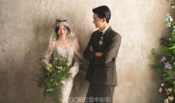 -雪中彩影婚纱摄影·微光艺术中心