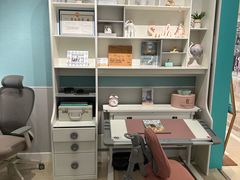 -康朴乐儿童学习桌椅(蓝色港湾店)