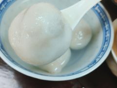 鲜肉汤团-古徽州馄饨店(宝安路店)