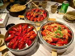 -巴厘龙虾·榜首油焖大虾(音乐学院·沿江酒馆店)