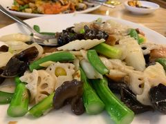 荷塘素食-德胜轩正宗顺德菜(宝安沙井会展中心店)