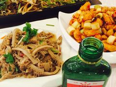 -金蝉食府(维吉奥广场店)