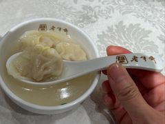 刀鱼馄饨-老半斋(福州路店)