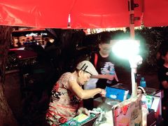 -詹爷爷乌节路街头冰淇淋