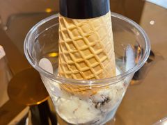 -Fridi Patisserie Cafe