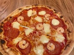 大眼肉披萨-城市大道红炉披萨烘焙坊