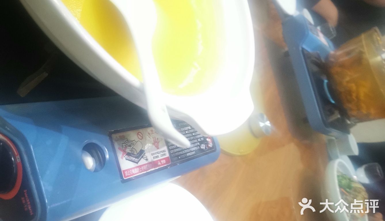 兴福镇“幸福镇”上的餐饮珍珠