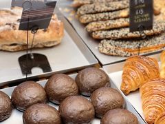 巧克力黑眼豆-Dough&Joe团憩(瑞虹天地月亮湾店)