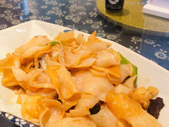 野生竹耳炒肉-禾悟农·农家私房菜