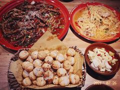 -先启半步颠小酒馆(虹桥龙湖天街店)