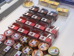 -LanTa蓝塔烘焙(紫荆山卜蜂莲花店)
