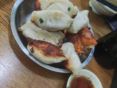 -黄阿姨锅贴大王(万航渡路店)