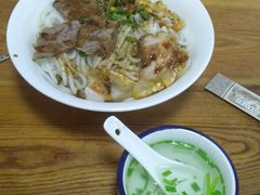 -牛八宝桂林米粉(八里庄店)