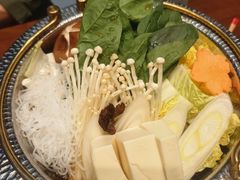 -8PINTS八品脱·日料·烧鸟·精酿小酒馆(莘庄店)