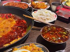 -萍姐火锅·公路夜市(武汉首店)