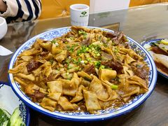 -壹阁胡羊焖饼(特色小吃街店)