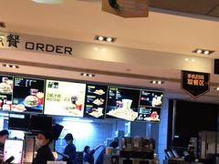 -麦当劳(虹桥南丰城店)