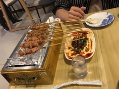 -烤满分·东北烧烤(首经贸店)