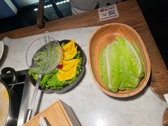 -尚尚仙·酸汤猪手·猪肚鸡火锅(华联万柳购物中心店)