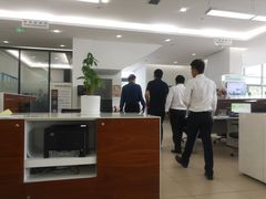 -上海宝信宝马4S店