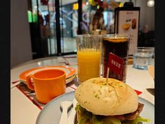 -必胜客(周浦万达店)